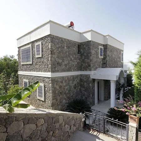Vilă Yalikavak Villa